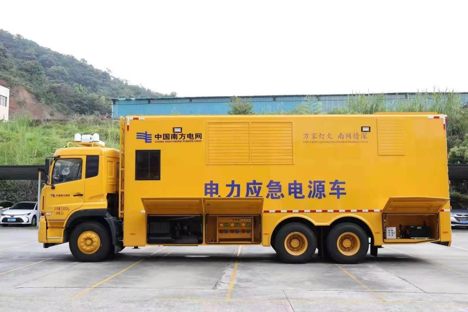 新抚安康大型柴油发电机发电车UPS电源出租租赁